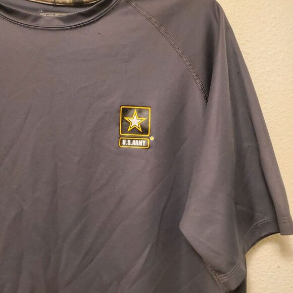 US Army T Shirt Mens Size L Large Gray With Zip Back Pocket By SOFFE - Picture 9 of 16